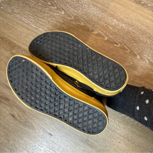 Vans Old Skool x Harry Potter Golden Snitch Sneakers 3 - Picture 6 of 6